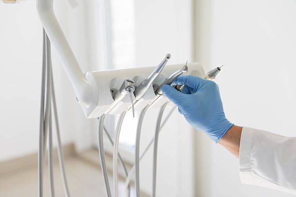 24/7 Emergency Dental Implants experts in Meiners Oaks, CA